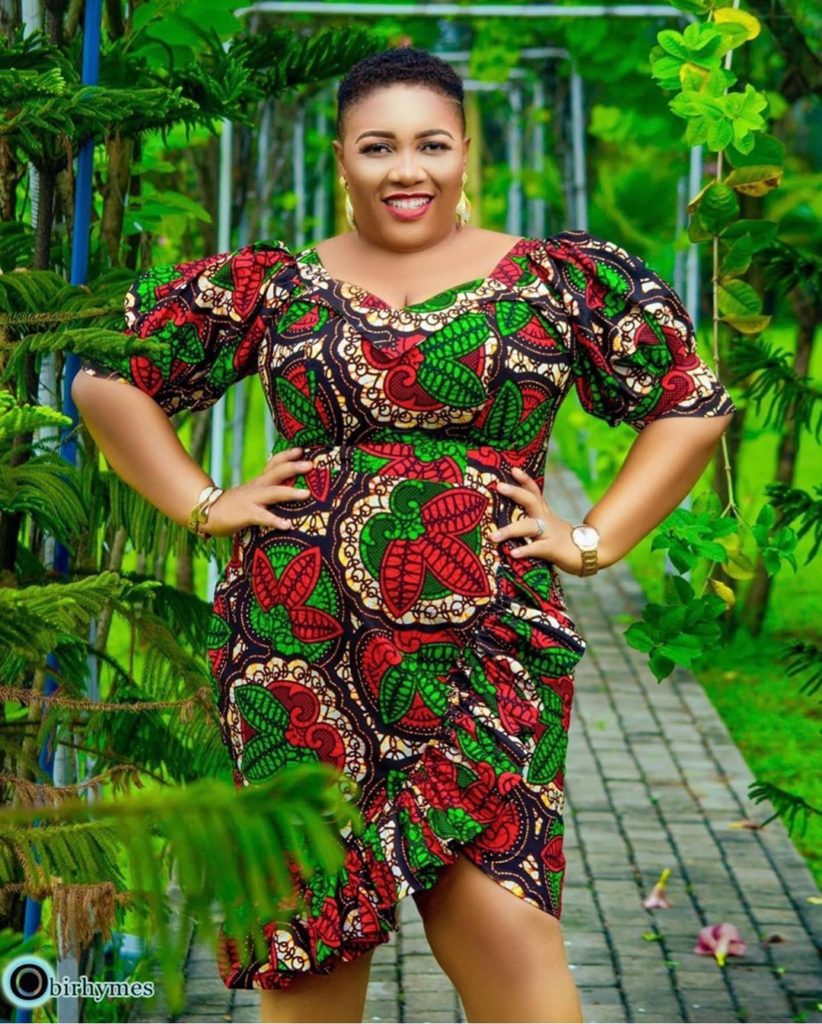 Beautiful Fat Woman Short Black Dress Stock Photo 597032669 | Shutterstock