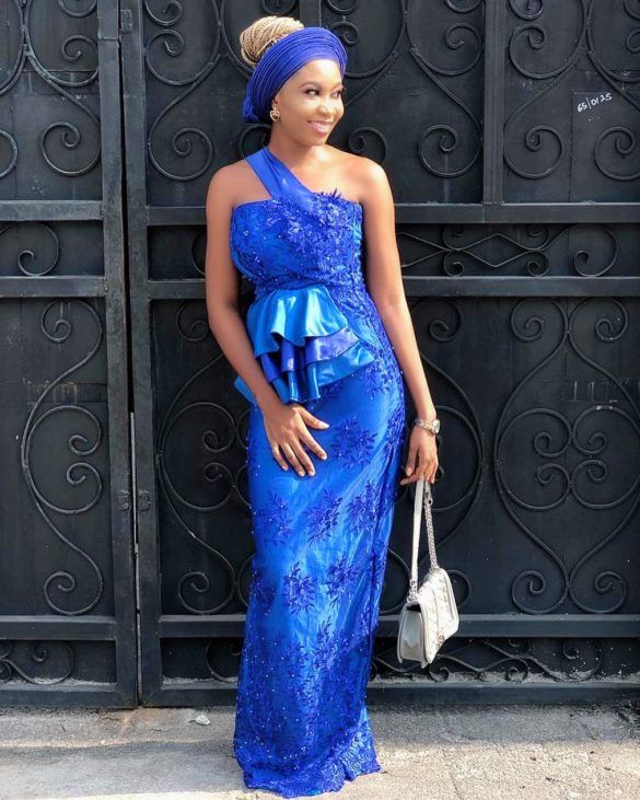 Fascinating Royal Blue Lace Aso Ebi Styles | Zaineey's Blog