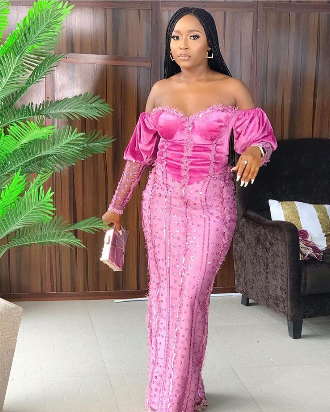 African Asoebi Styles 2022 : Latest and Most Recent Asoebi In Lace ...