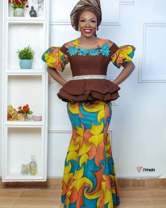 Latest, Trendy and stunning Ankara Skirt and Blouse styles 2022 ...