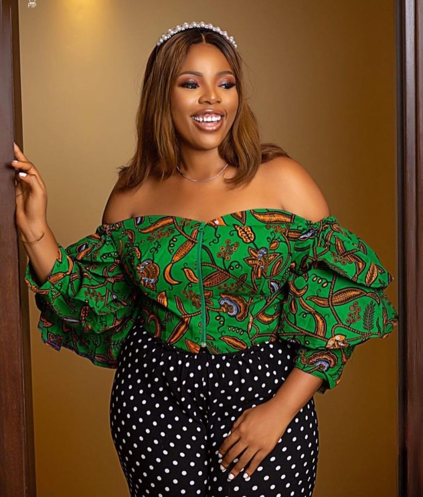 Astonishing and Beautiful Ankara Top/Blouse styles for every lady 2021