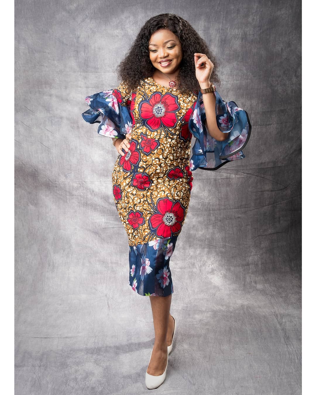 Fashionable, Classy, and Outstanding short Ankara gown 2023