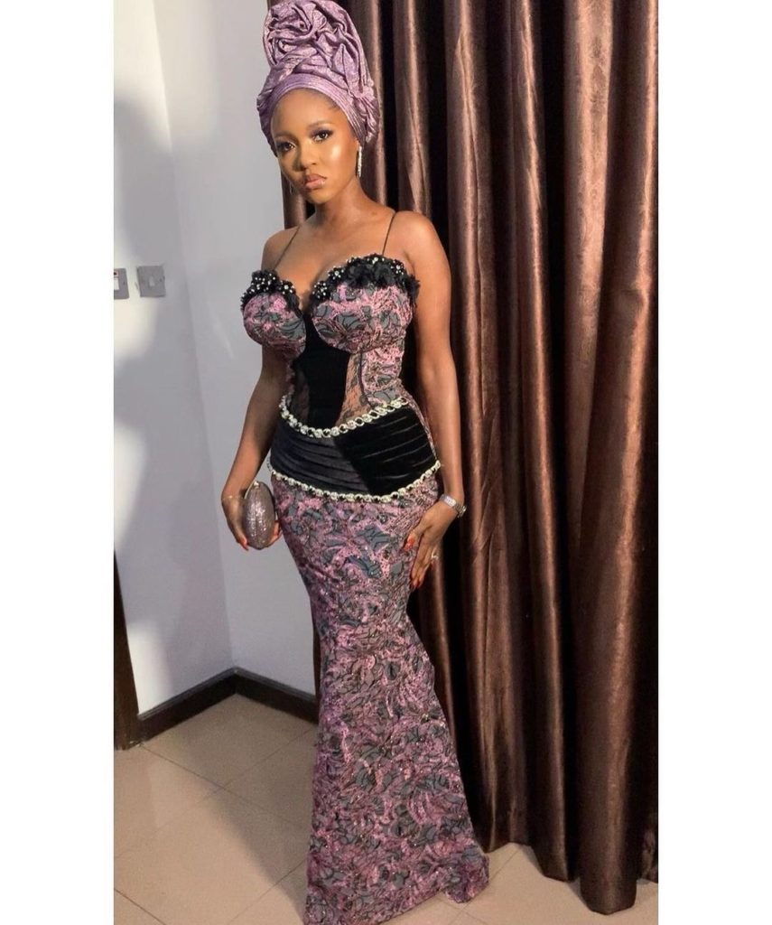 Dazzling, Unique, and Classy African Asoebi dress styles for women 2021