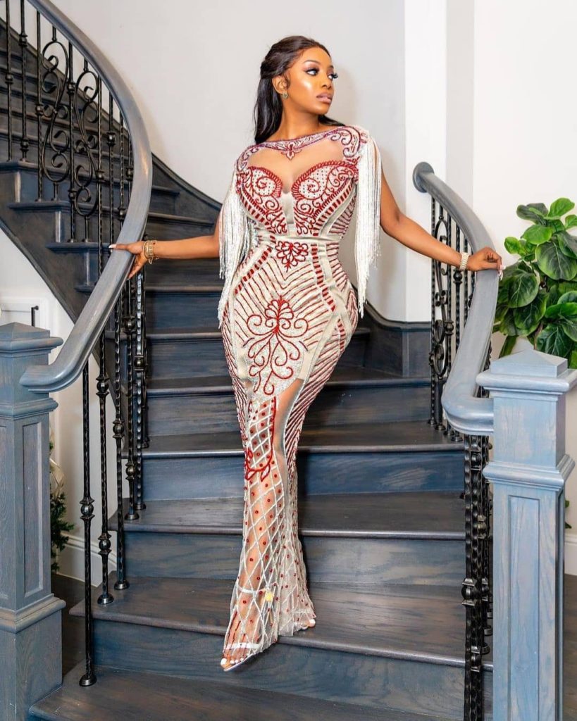 Dazzling, Unique, and Classy African Asoebi dress styles for women 2021