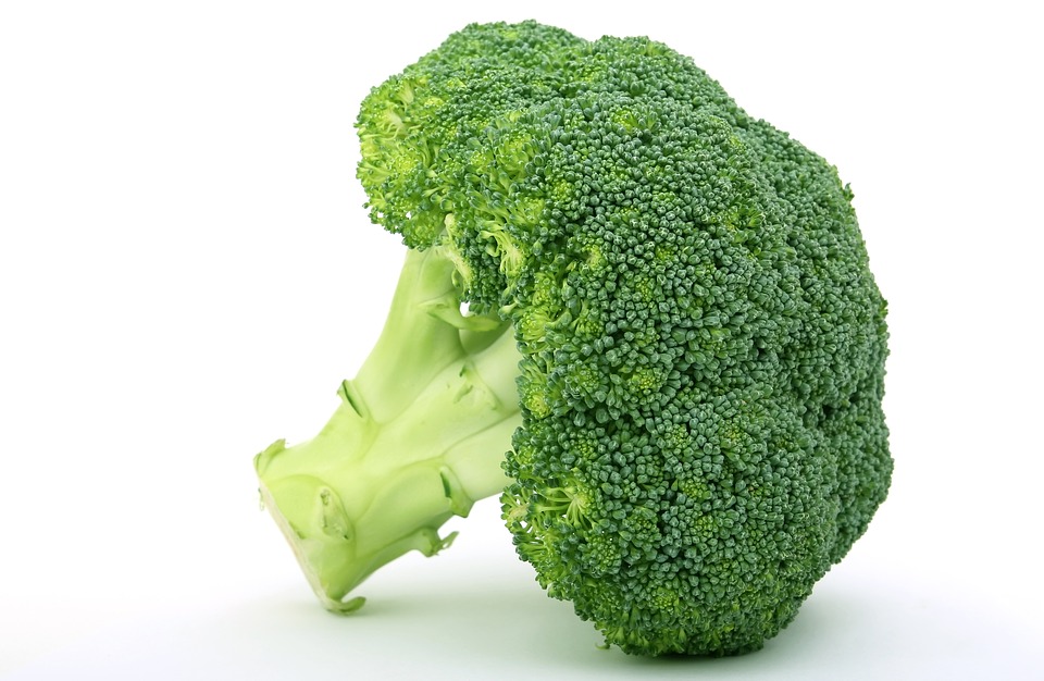 food to develop your baby's brain during pregnancy - broccoli