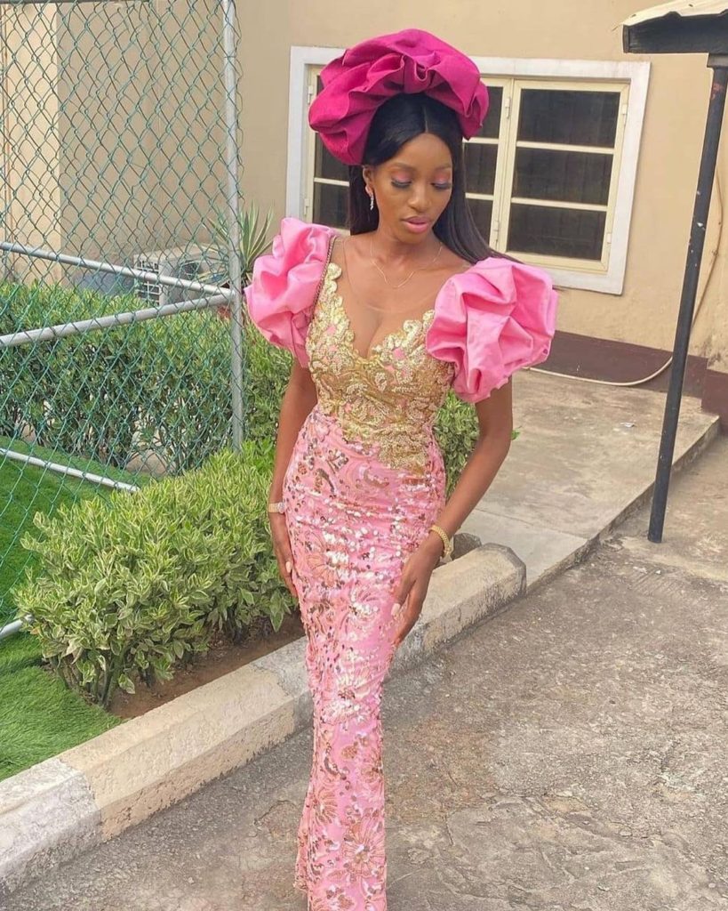 Latest, Stunning, Eye-popping, and Gorgeous Aso-Ebi outfits for ladies 2021