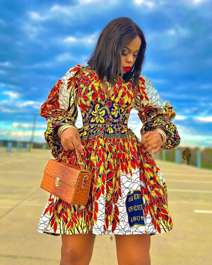 Tutorial on simple kimono dress with Ankara patch designs AND A TURN UP  SLEEVE - YouTube