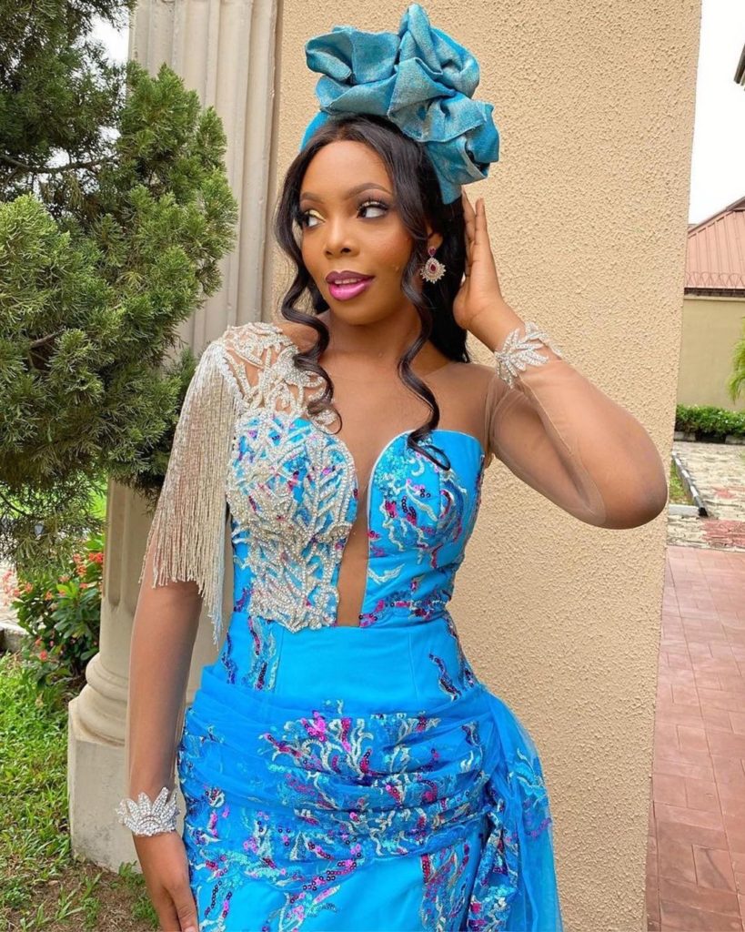 2021 Owanbe/Aso-Ebi Styles: Most Beautiful, Fabulous, and Gorgeous Aso-Ebi Styles For Ladies