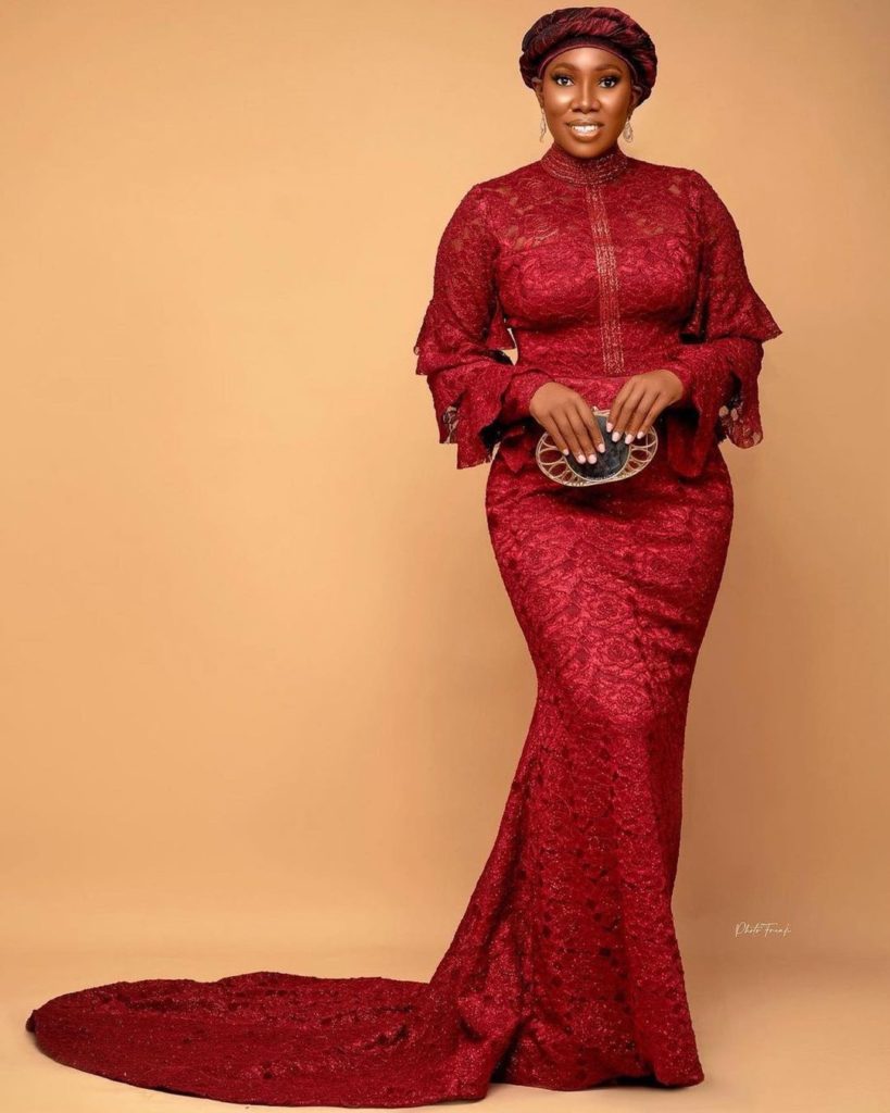 Take a Look at Nice and Decent Styles for Your Aso-Ebi Fabric
