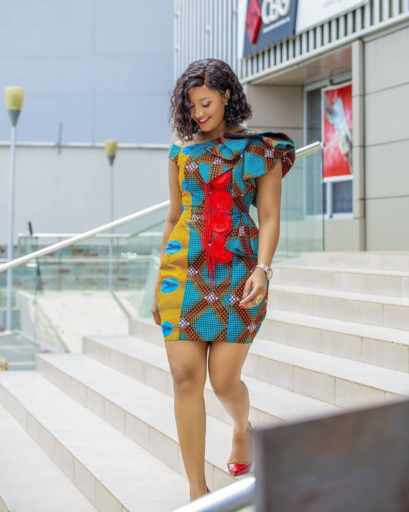 Stylish, Lovely, and Fashionable Ankara Gown Styles for Ladies 2021
