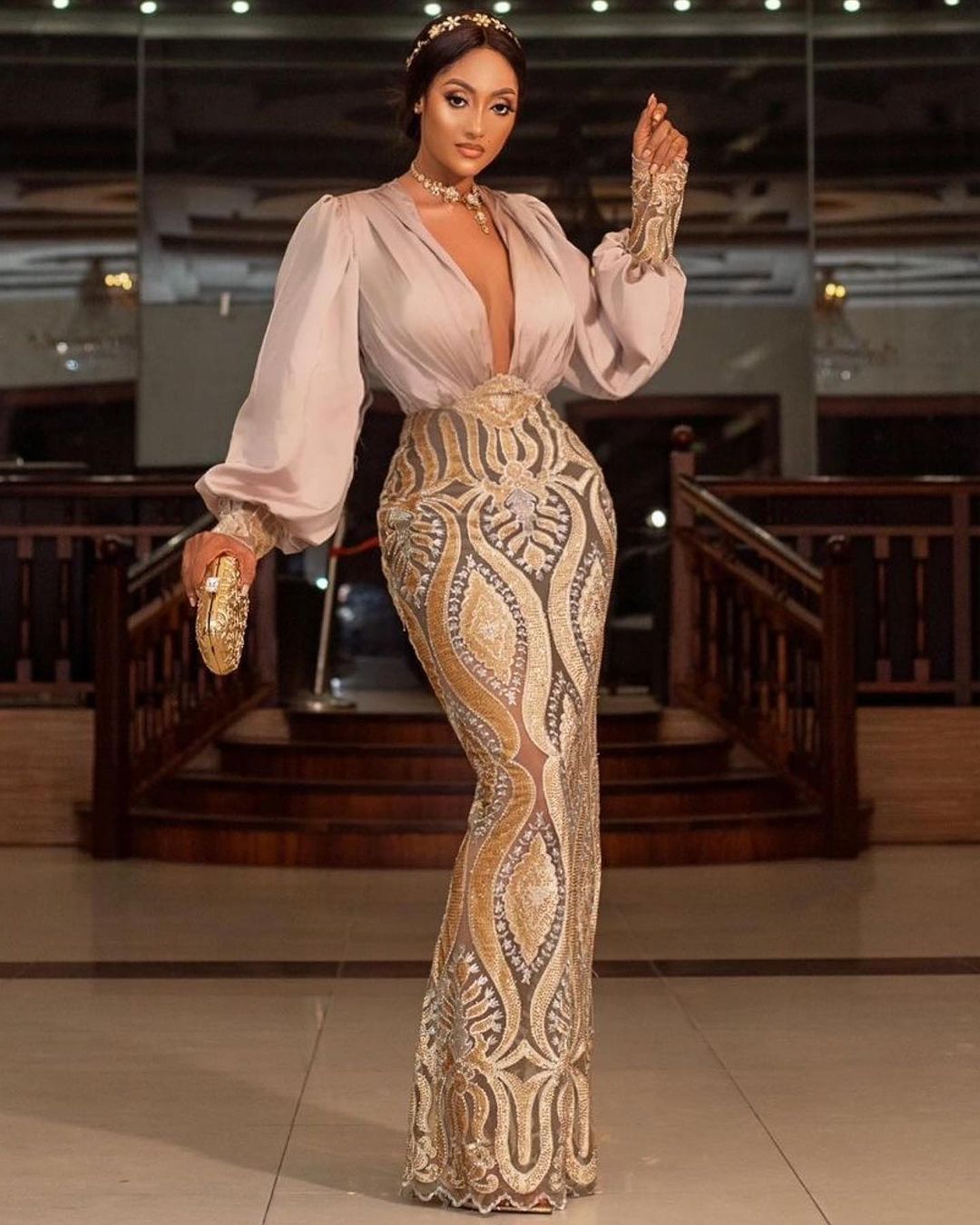 2021 African Aso-Ebi Styles For Elegant Ladies.